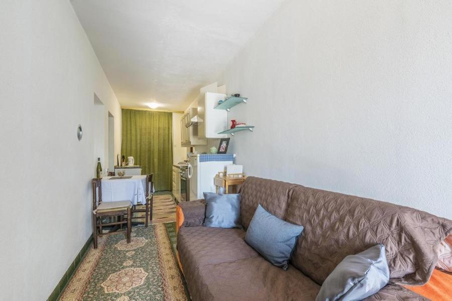Apartment Zak Новиград Екстериор снимка