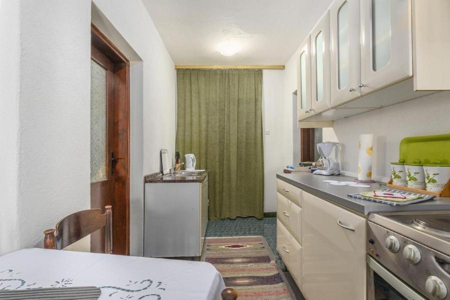 Apartment Zak Новиград Екстериор снимка