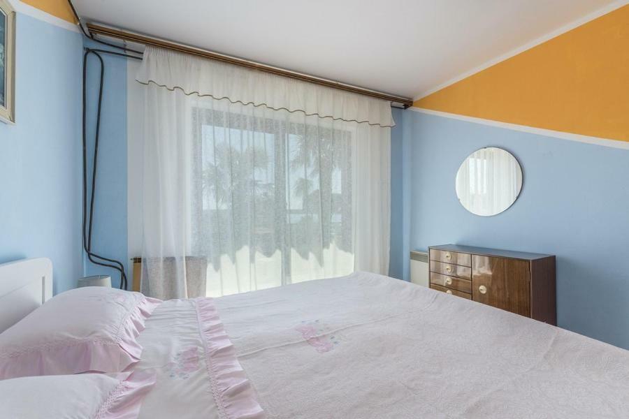 Apartment Zak Новиград Екстериор снимка